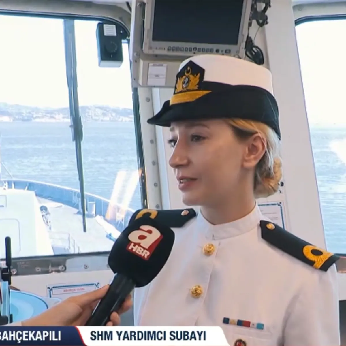 TCG İstanbul’un tek kadın subayı Almina Teğmen görev başında