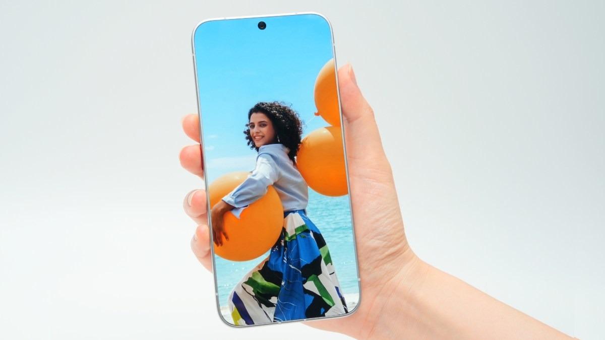 Tecno'nun Çerçevesiz Telefonu Gerçek Oldu