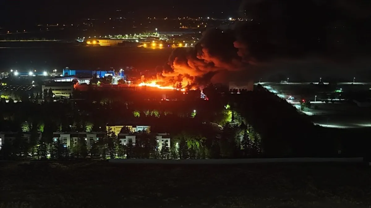 TEI Fabrikasında Yangın: Eskişehir'deki Tesiste Tahliye ve Müdahale