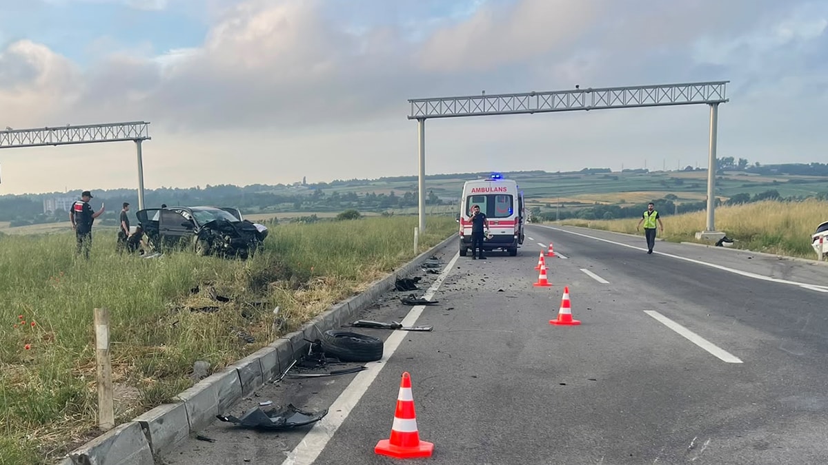 Tekirdağ'da korkutan kaza: 10 yaralı, 8'i düzensiz göçmen