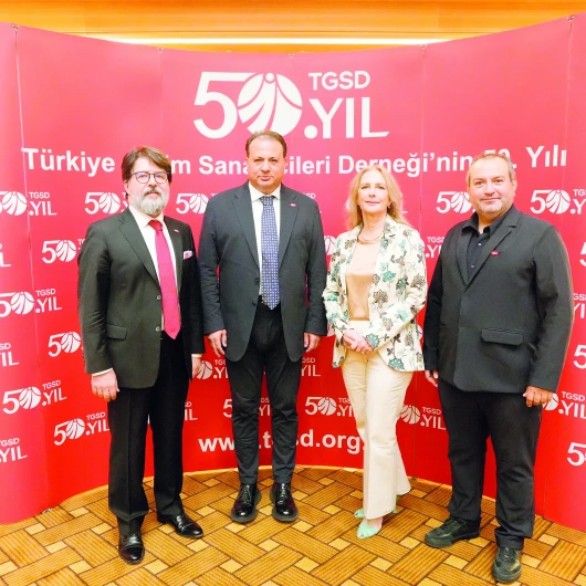 Tekstil Sektöründe Üretim ve İş Gücü Alarmı