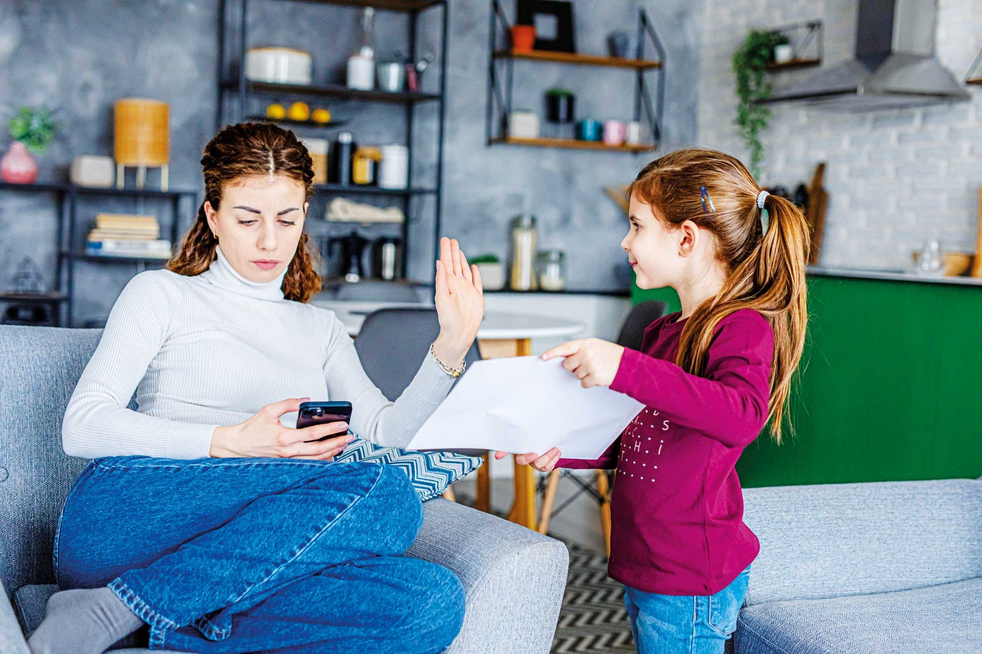 Telefon bağımlılığı çocuklarda kaygıyı artırıyor