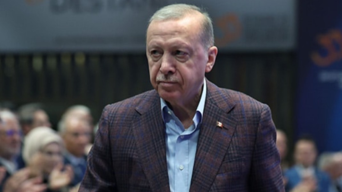 Telefonları Kapattılar! Üç Belediye Daha AKP'ye Geçiyor