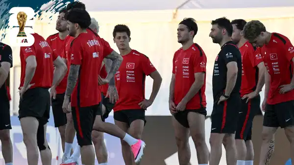 TFF, Dünya Kupası kampından ayrılan Aral Şimşir ve Demir Ege Tıknaz'ı açıkladı