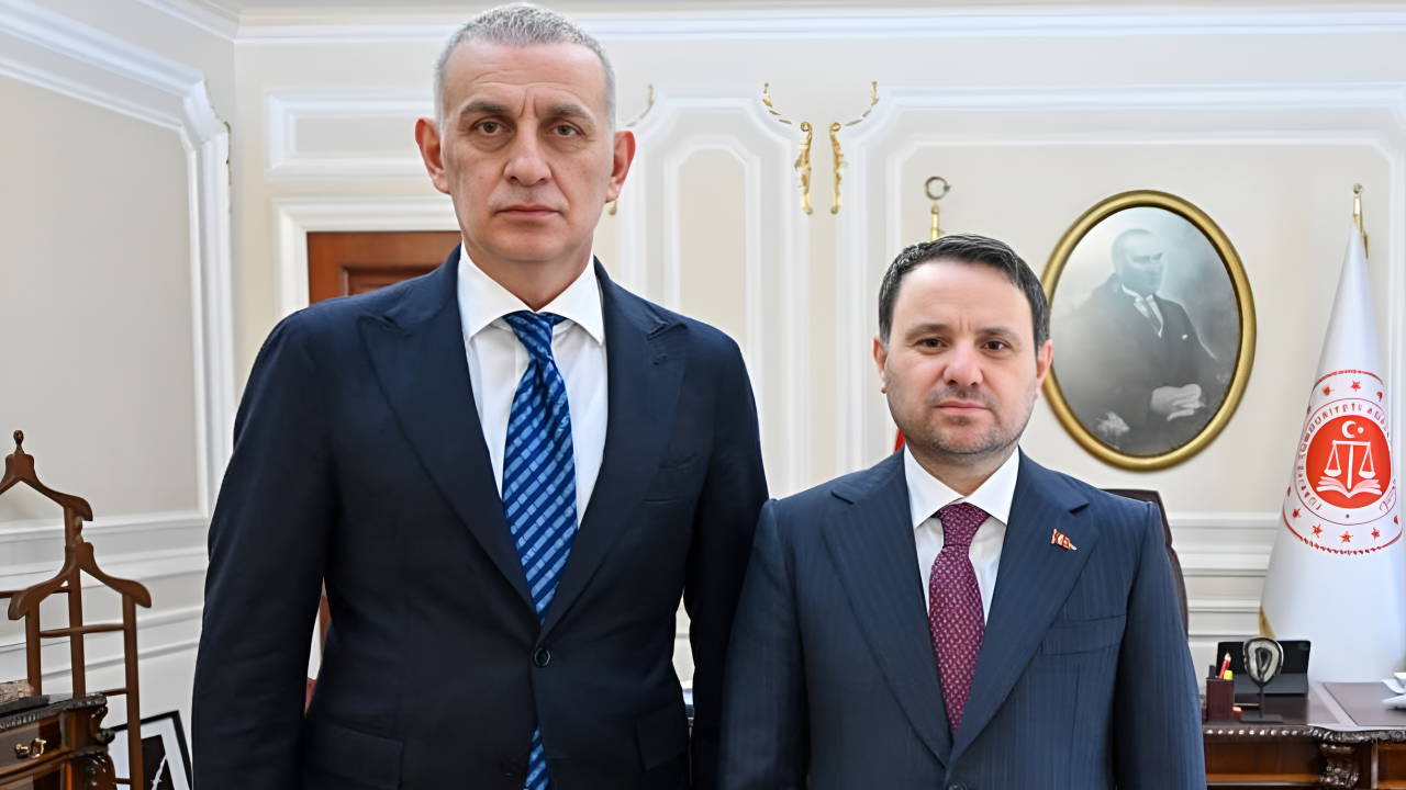 TFF Başkanı Hacıosmanoğlu'ndan Adalet Bakanı Gürlek'e Yasa Çağrısı