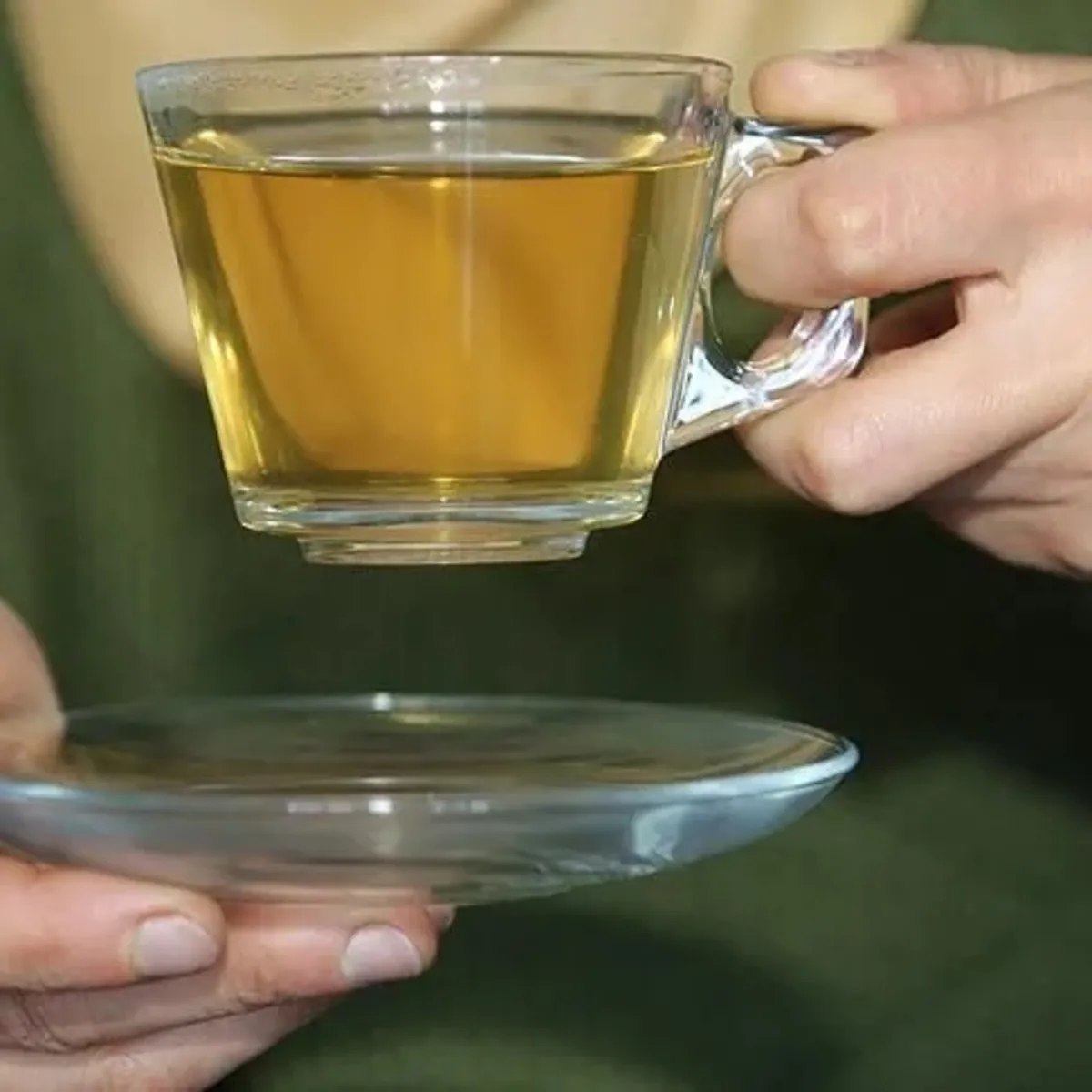 Tıbbi bitki çayları eczanelerde satılacak