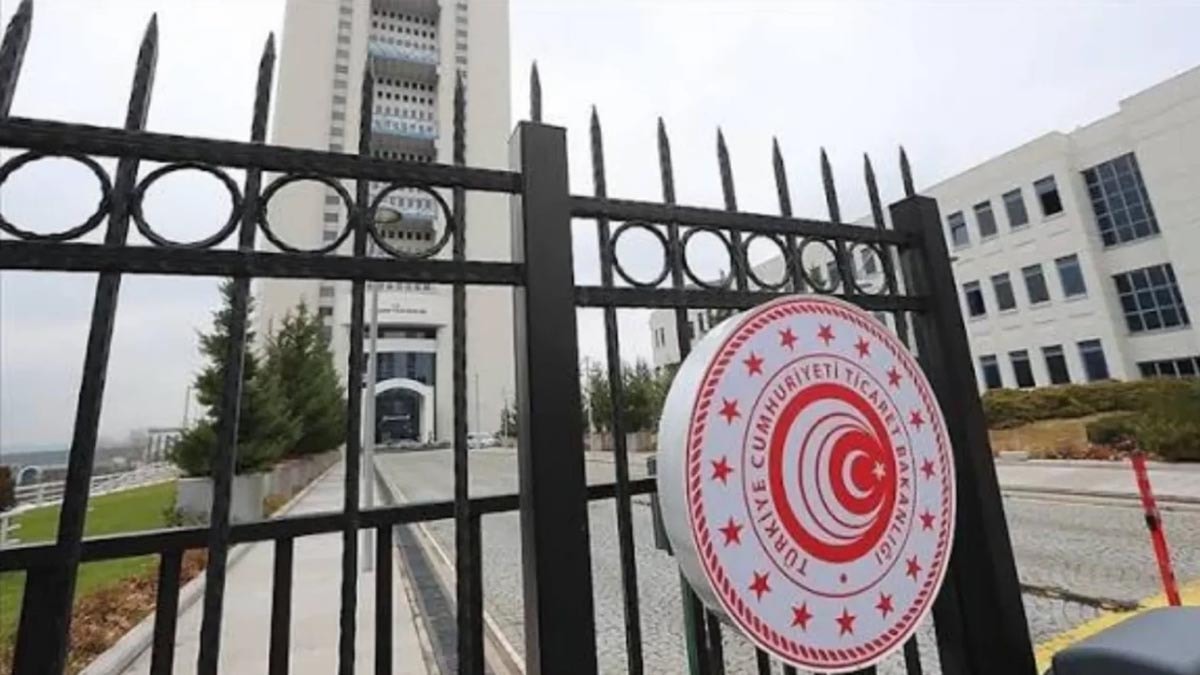Ticaret Bakanlığı Peluş Anahtarlığı Toplattı: Çocuklar İçin Tehlike