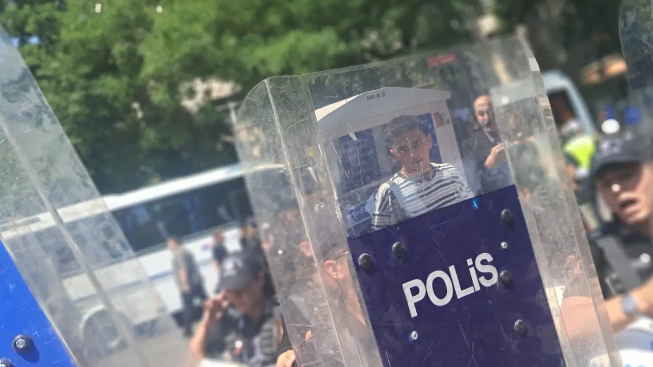 TKP lideri Okuyan: NATO protestosunda yaralılarımız var, kaburga ve kol kırıkları oluştu