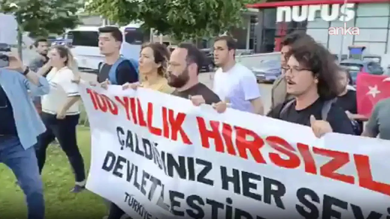 TKP'den Koç Holding'in 100. yıl kutlamasına protesto