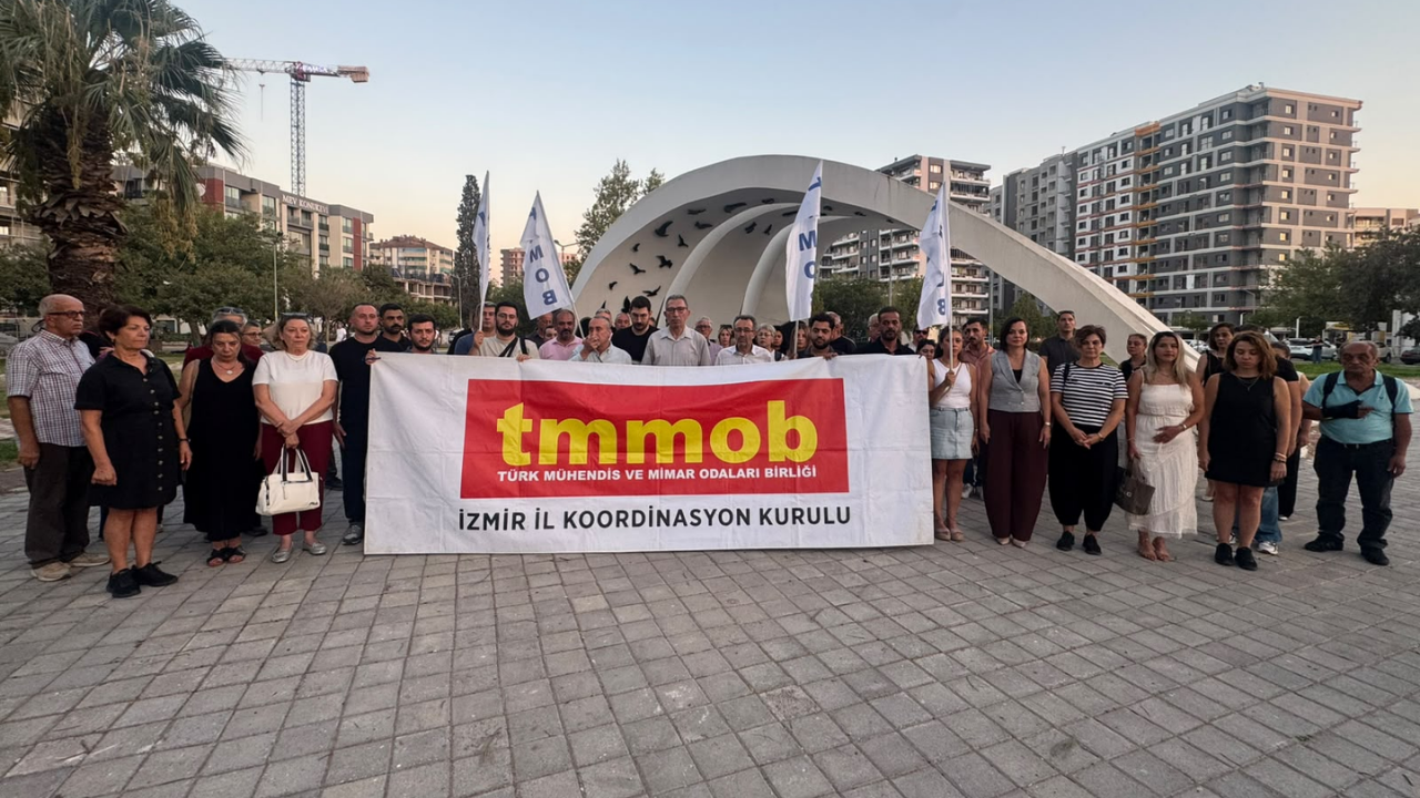 TMMOB'dan 17 Ağustos Anması: Ders Alınmadı, Deprem Değil Rant Öldürür