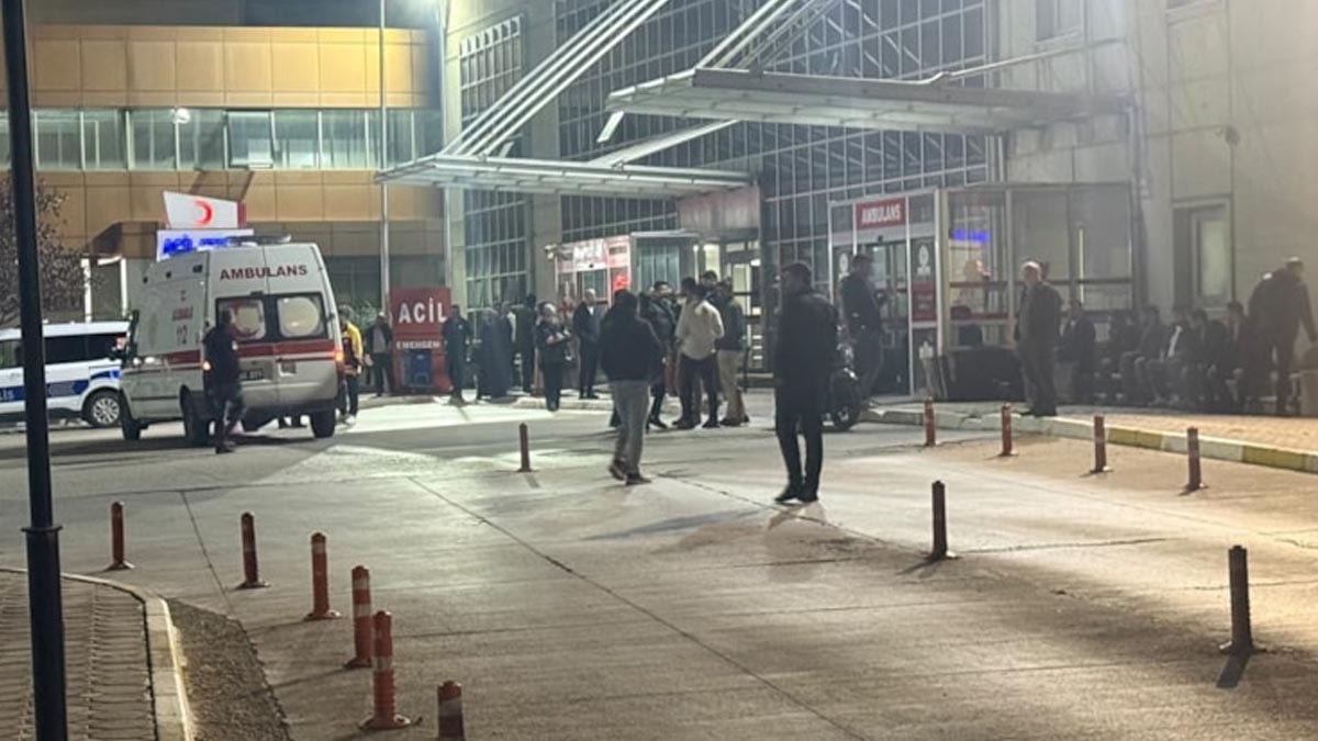 Tokat'ta Gıda Zehirlenmesi Şüphesi: 2 Bin Kişi Hastanelik, Eğitime Ara