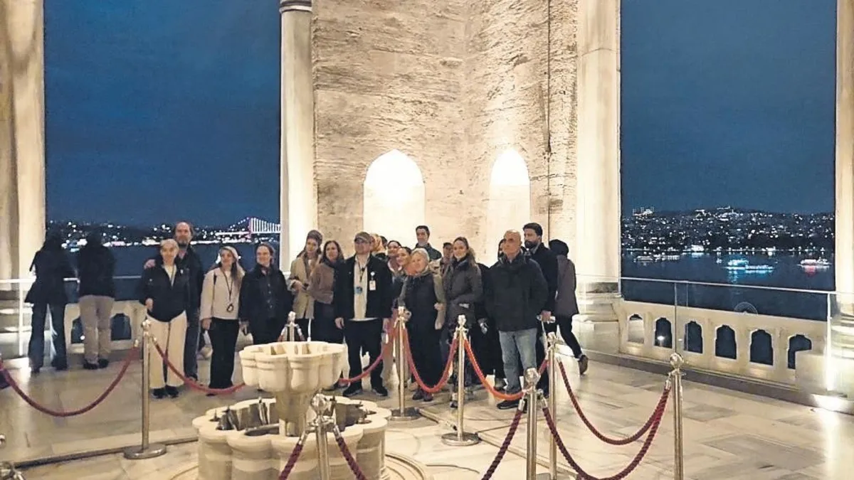 Topkapı Sarayı'nda gece ziyaretleri başladı