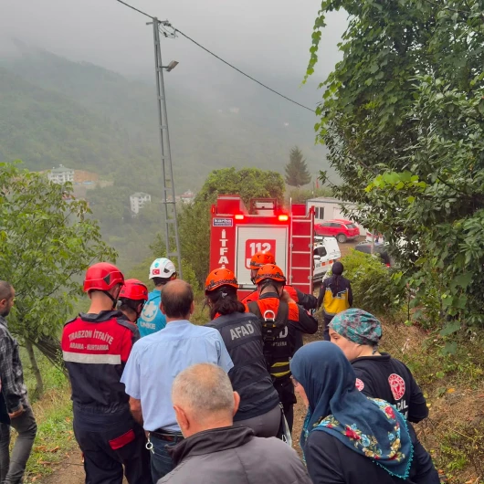 Trabzon Akçaabat'ta Fındık Toplayan Yaşlı Kadın Yamaçtan Yuvarlandı