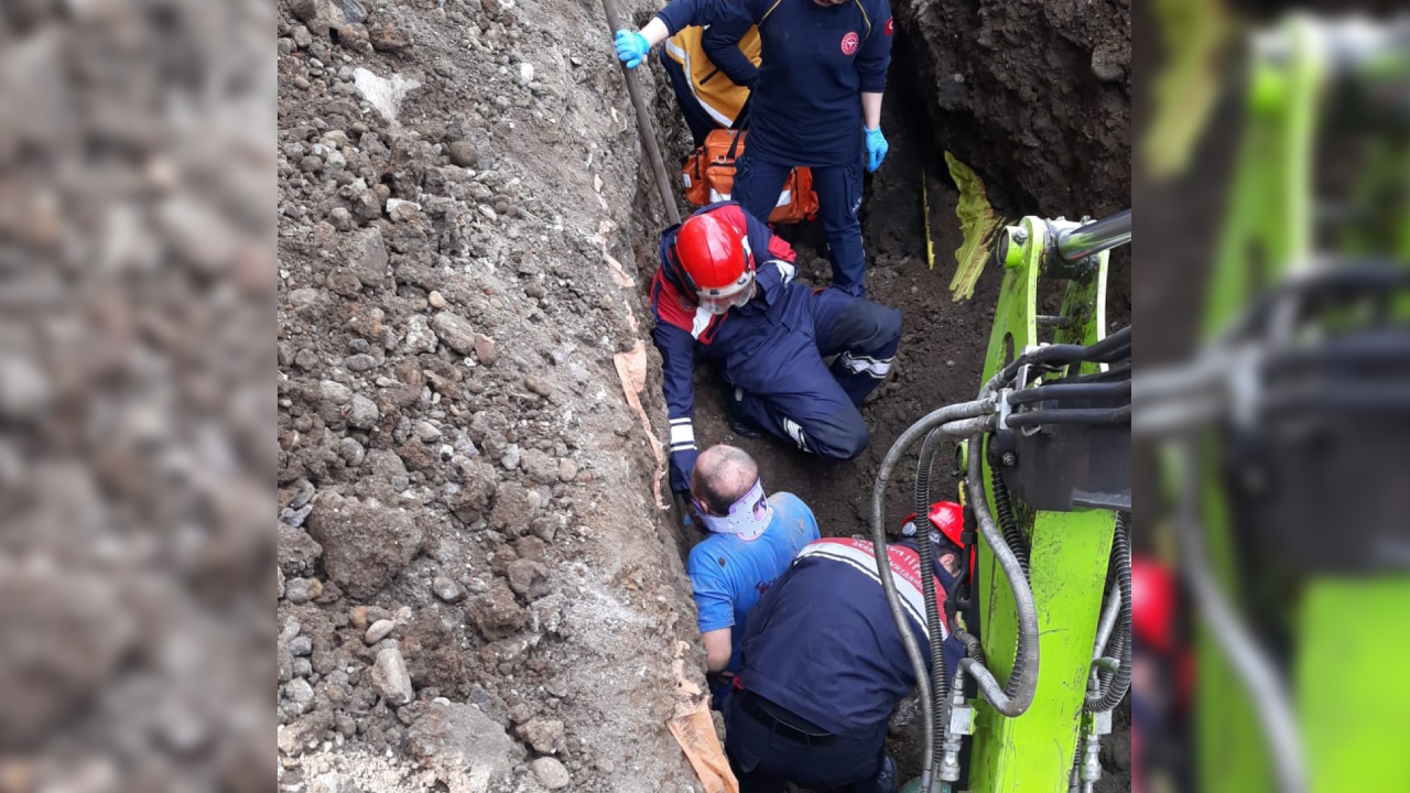 Trabzon'da altyapı çalışmasında göçük: İşçi sağ kurtarıldı