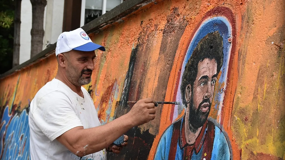 Trabzon'da Duvar Sanatı: Muhammed Salah Graffitisi Beğeni Topladı