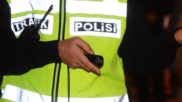 Trabzon'da drift yapan 2 sürücüye trafik cezası