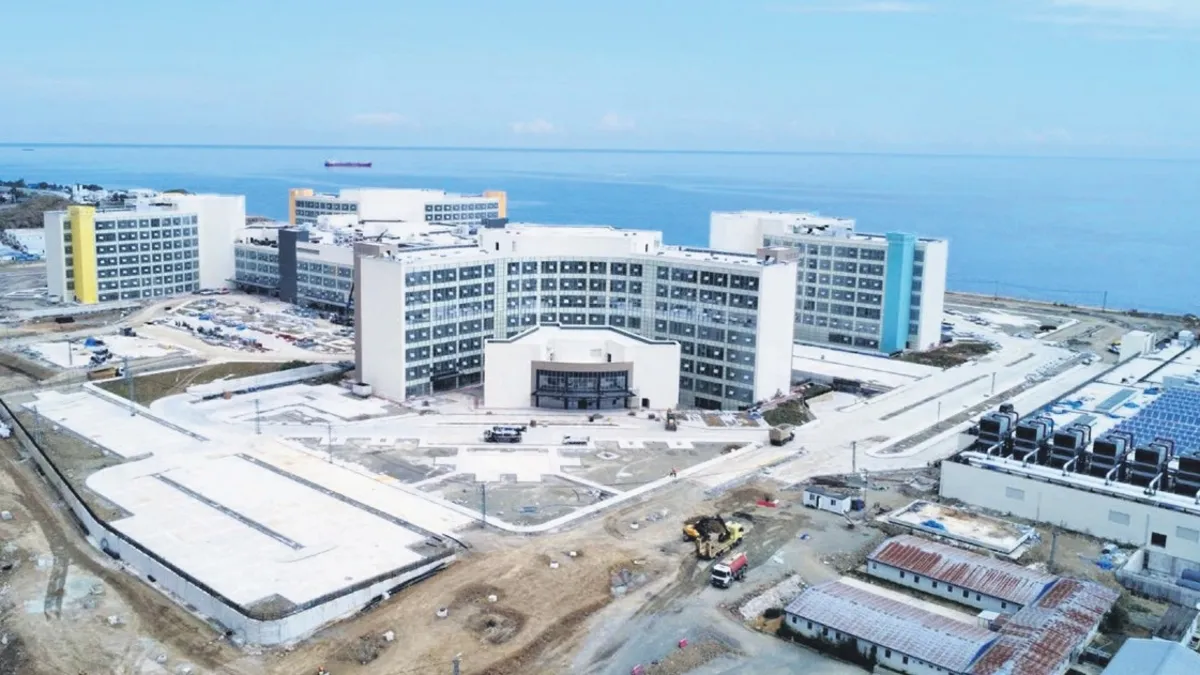Karadeniz'in sağlık üssü tamamlanıyor: Trabzon Şehir Hastanesi kasımda açılıyor