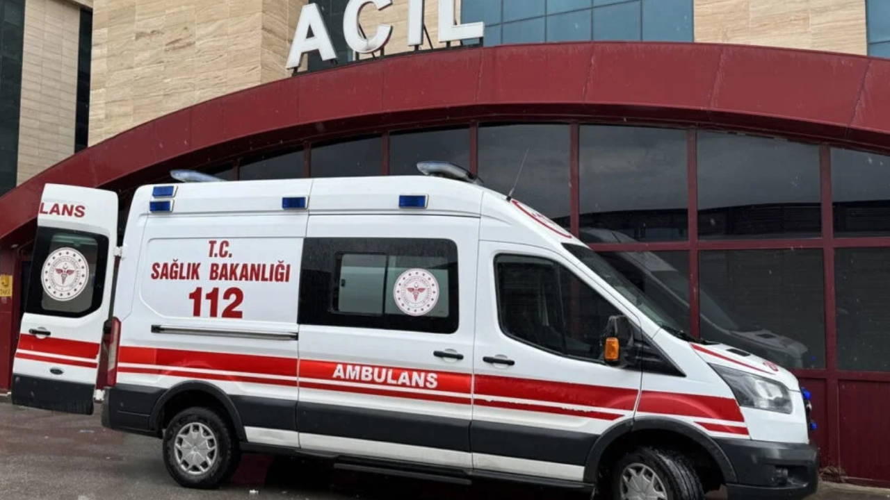 Trabzon'da Oğlunu Kurtarmak İsteyen Baba Denizde Can Verdi