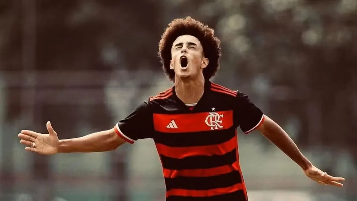 Trabzonspor 10+4 kuralını sevdi! Transferde ters köşe yapılacak