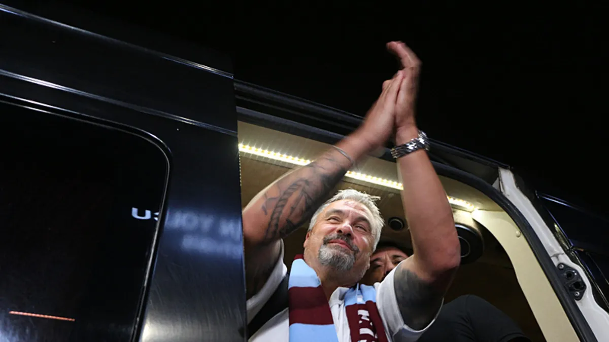 Trabzonspor'da 53 Sezonda 63. Teknik Direktör Değişikliği