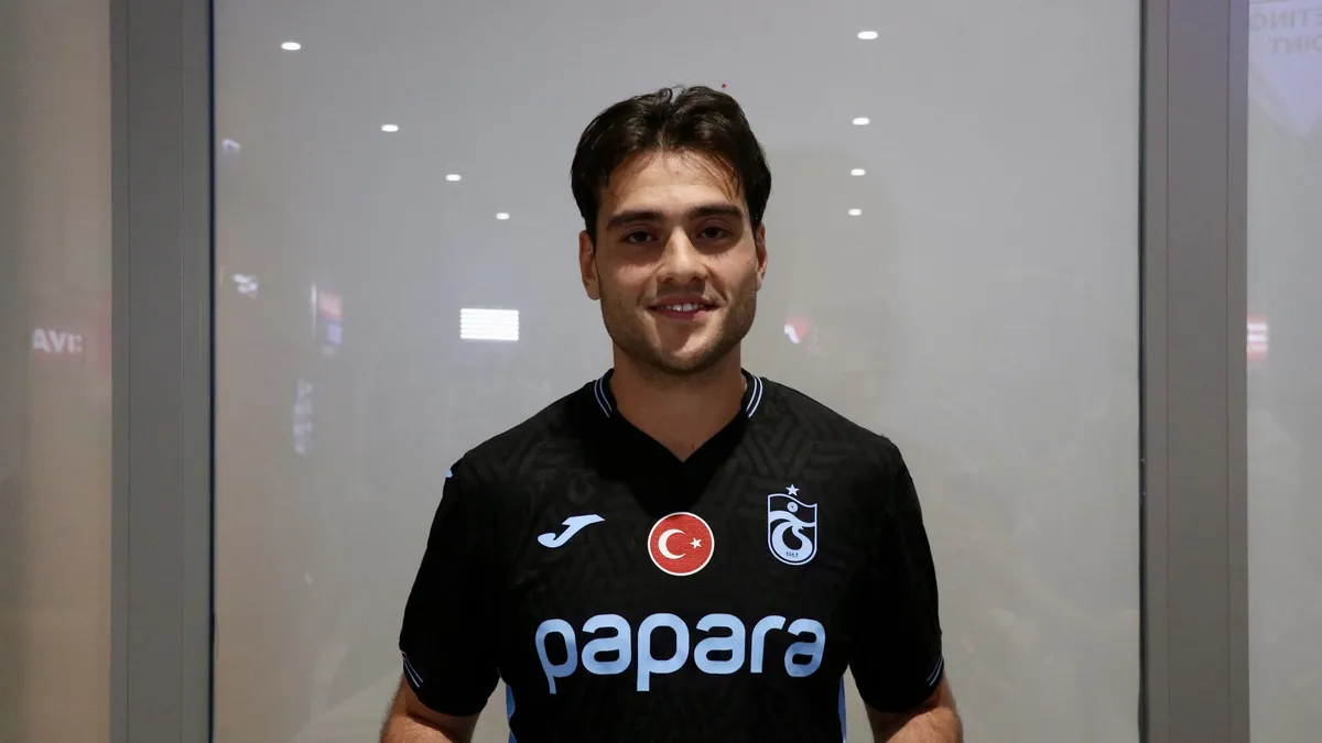 Trabzonspor Aral Şimşir transferini KAP'a bildirdi, bonservis rekoru kırıldı