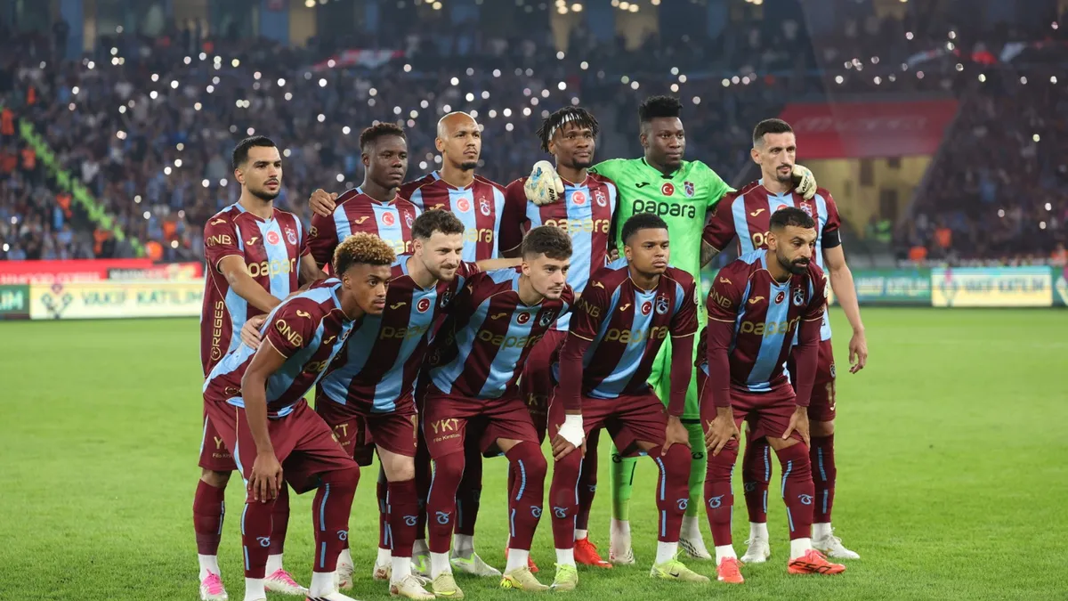 Trabzonspor, Drogheda United ile Karşılaşıyor: İlk 11'ler Belli Oldu