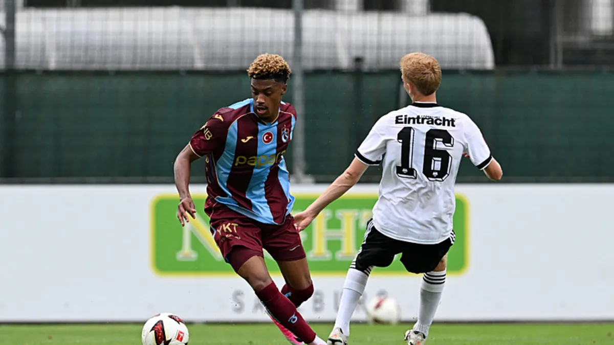 Trabzonspor, Eintracht Frankfurt'a 3-0 Mağlup Oldu
