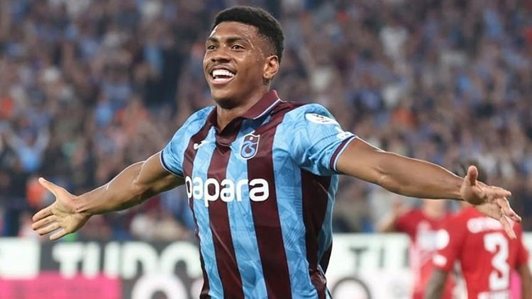Trabzonspor'un golcüsü Felipe Augusto Zenit'e transfer oldu