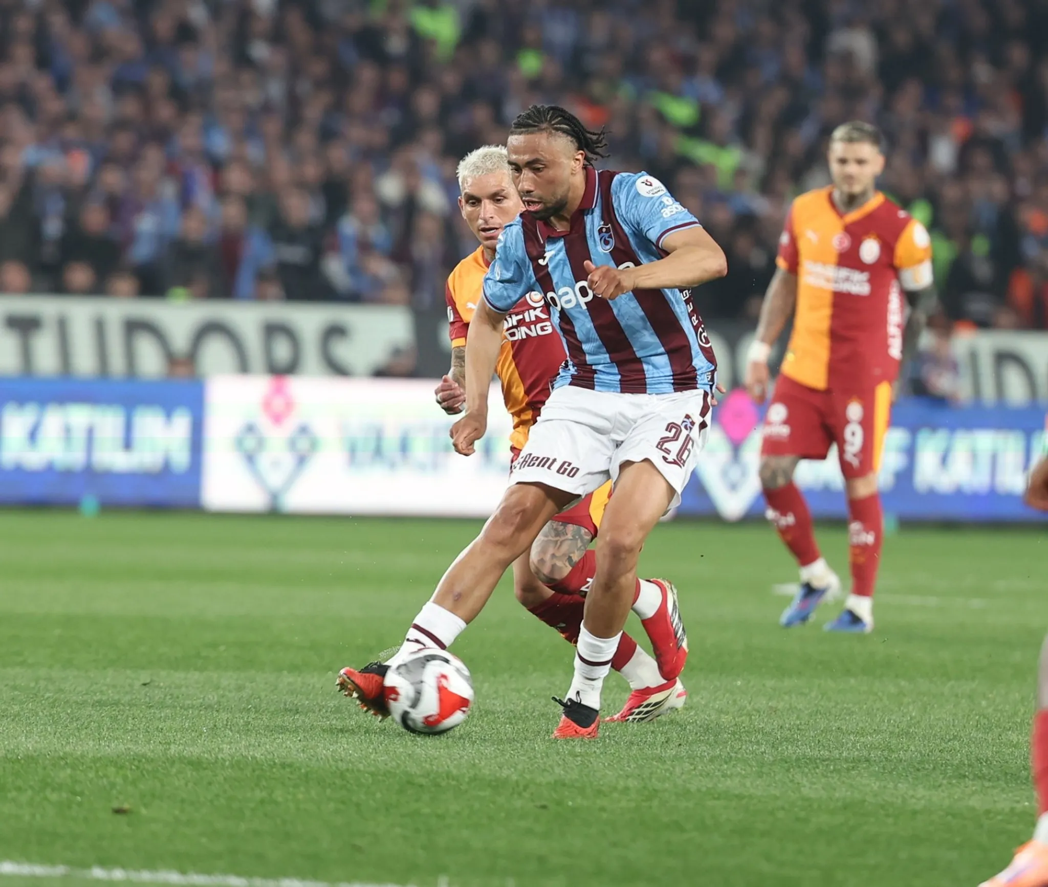 Trabzonspor-Galatasaray: Papara Park'ta Zirve Sınavı