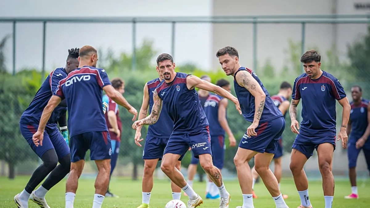 Trabzonspor İzmir'de: Göztepe Maçı Öncesi Son Hazırlıklar