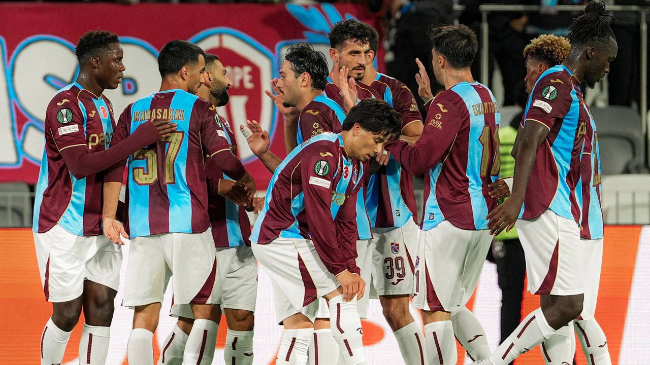 Trabzonspor, KuPS'u 4-2 Yenerek Konferans Ligi'ne Muhteşem Başladı