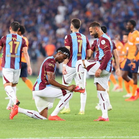Trabzonspor'da Salah İlk Golünü Başakşehir'e Attı: Tribünler Coştu