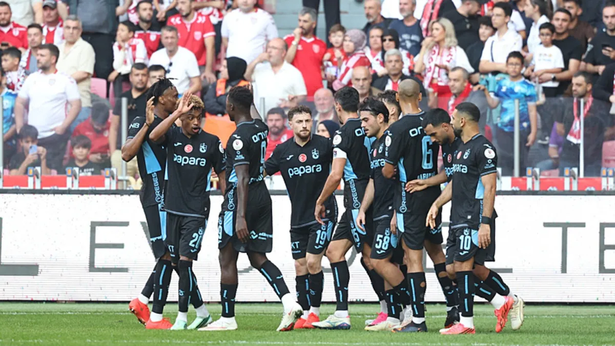 Trabzonspor, Samsun'da rekorlarla kazandı