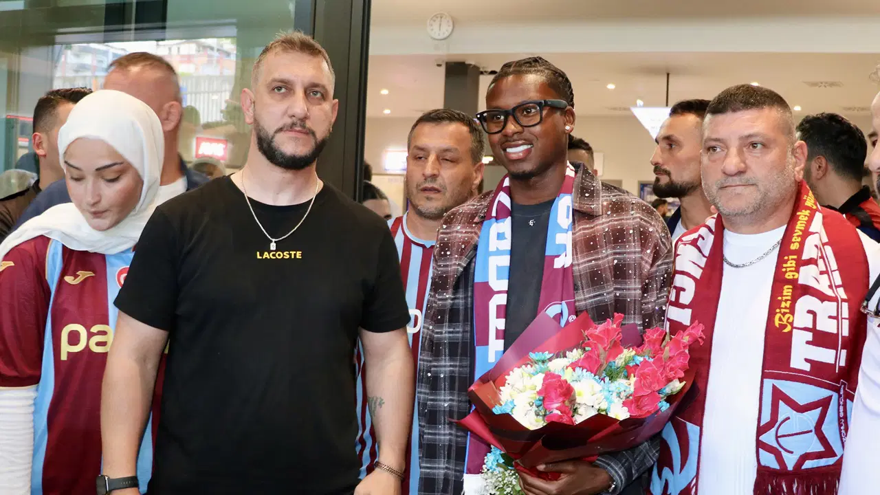 Trabzonspor Kablo Sunucu Sidny Lopes Cabral Trabzon'a İniş Yaptı