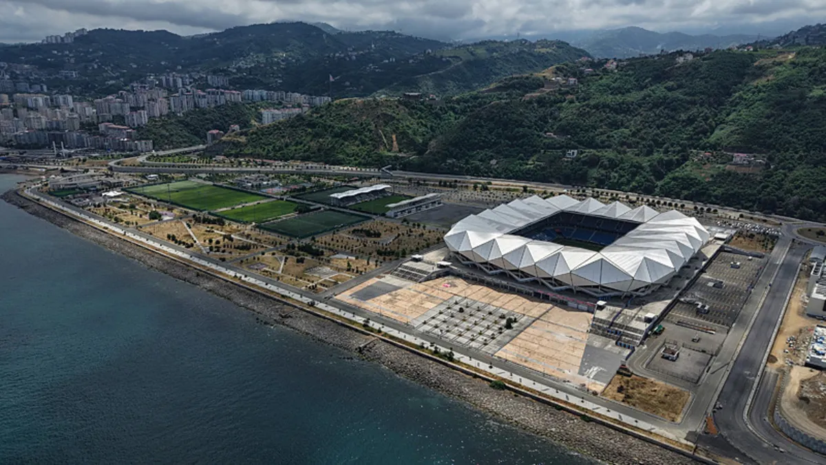 Trabzonspor'un stadı yeni sezona hazır