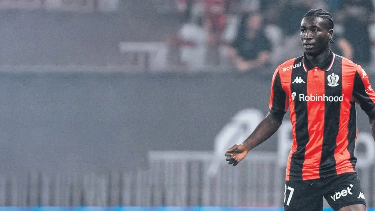 Trabzonspor'da stoper planı: Oppong gündemde