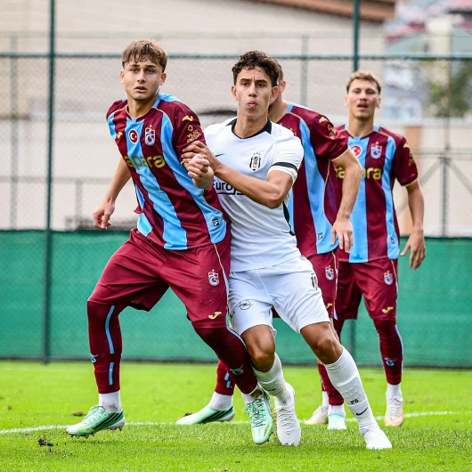 Trabzonspor U19 - Beşiktaş U19 maçında farklı skor: 8'de 8