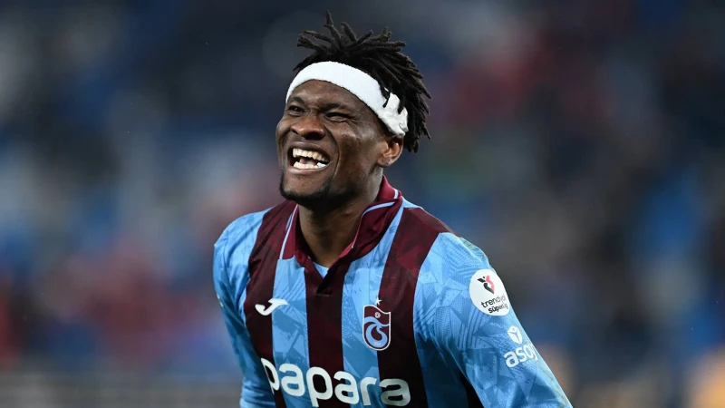 Trabzonsporlu Nwaiwu baba oldu: Kızı dünyaya geldi