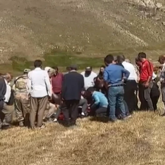Traktör Altında Kalan Genç için Ambulans Helikopter Seferber Edildi