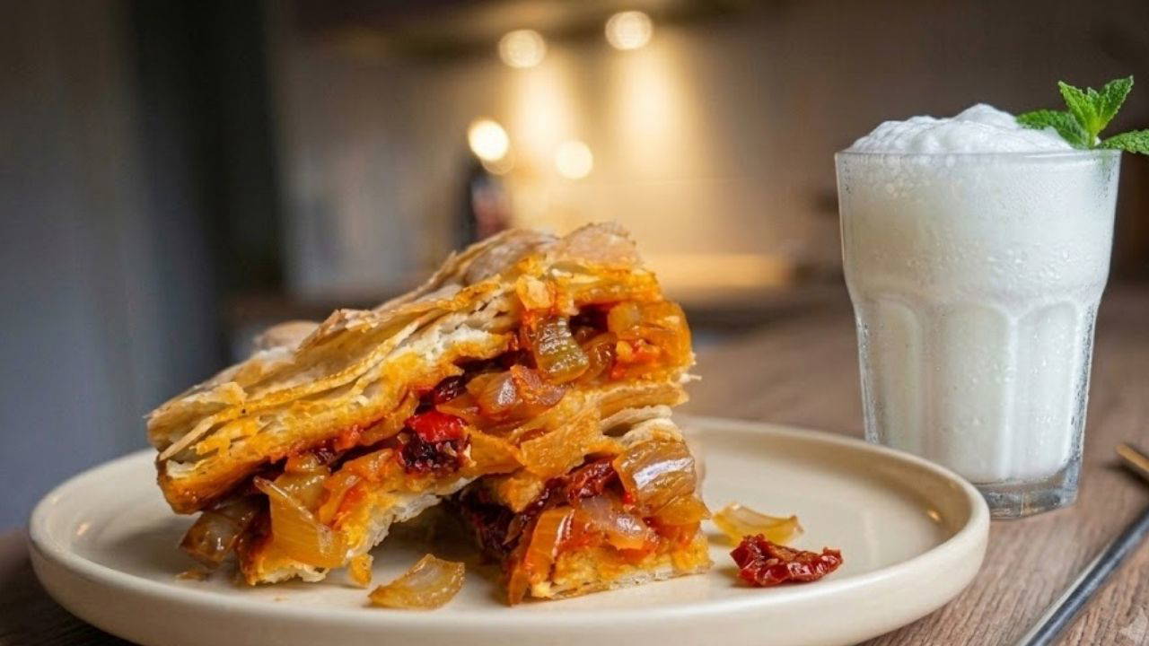 Trakya'nın Geleneksel Lezzeti: Soğan Pidesi Tarifi