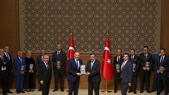 TRT'ye 11. Anadolu Medya Ödülleri'nde 3 Ödül