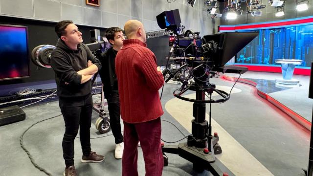 TRT Akademi'den Uygulamalı Stüdyo Kameramanlığı Eğitimi