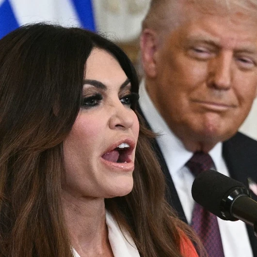 Trump, Atina Büyükelçisi Guilfoyle'u görevden almayı düşünüyor