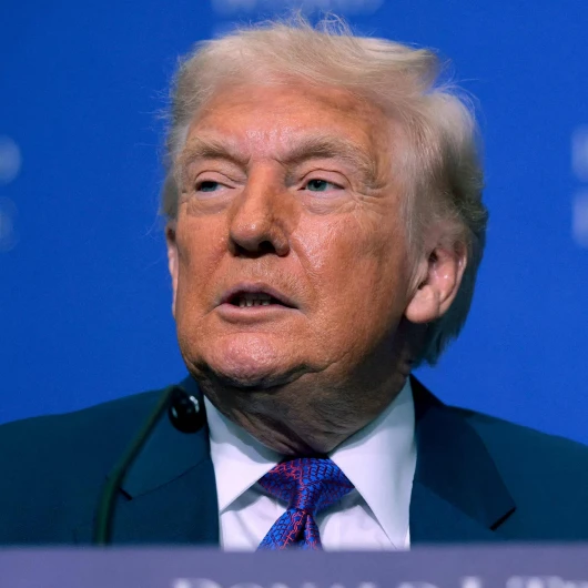 Trump'tan Çocukluk Aşıları Kararnamesi