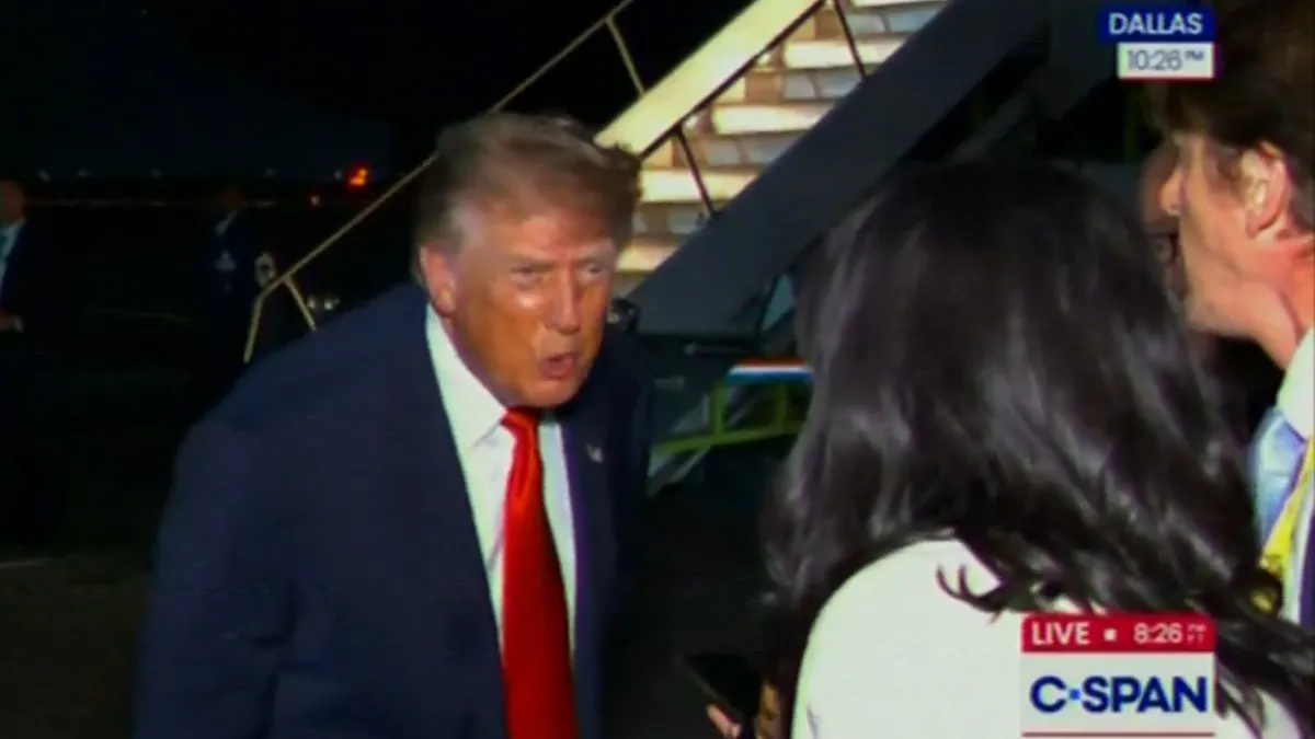Trump Dallas dönüşü ABC muhabirine patladı: Sen en kötüsün