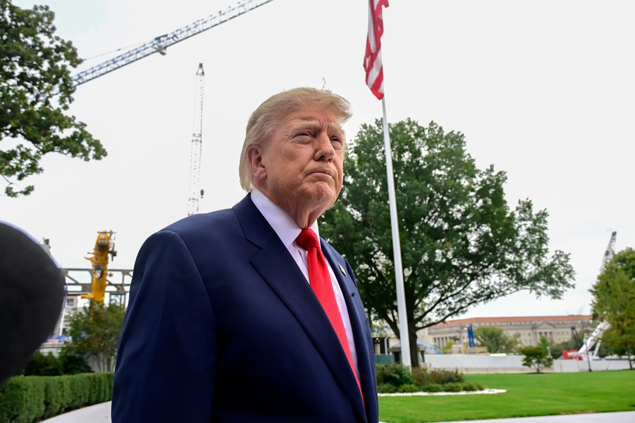 Trump'tan Fransa, Ukrayna ve İran Açıklaması