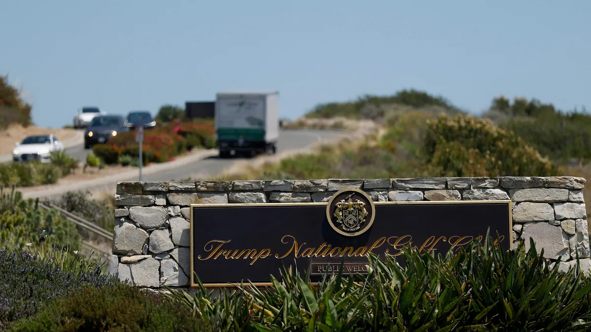 Trump'ın Golf Sahasında Silahlı Şüpheli Yakalandı