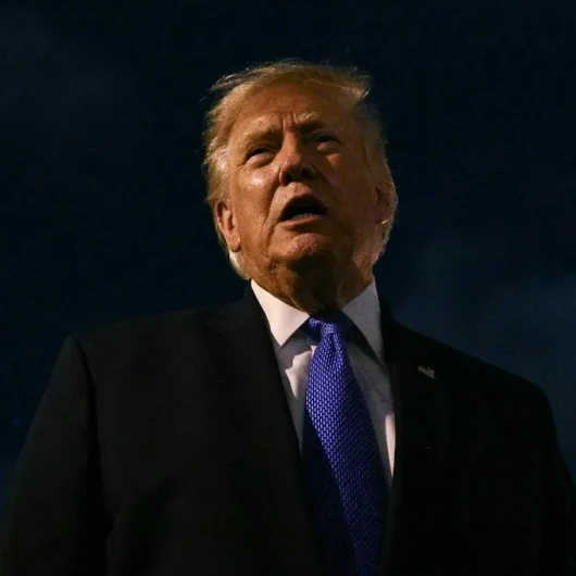Trump, Hürmüz Boğazı'nın Adını 'Trump Boğazı' Yapmayı Önerdi