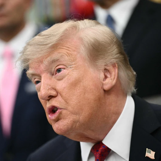 Trump'tan Hürmüz ve İran Açıklaması: Kontrolü Ele Geçiriyoruz, Donanmaları Yok Oldu