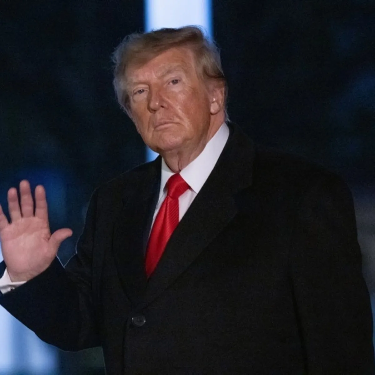 Trump'tan İran açıklaması: 'Orada biraz daha uzun kalabiliriz